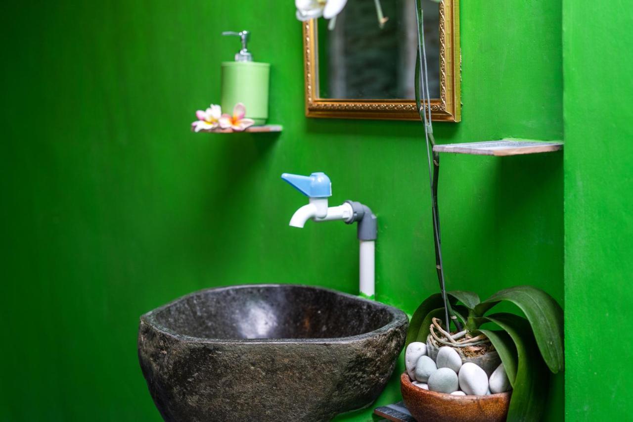 A Pousada The Green Groves Lembongan Exterior foto