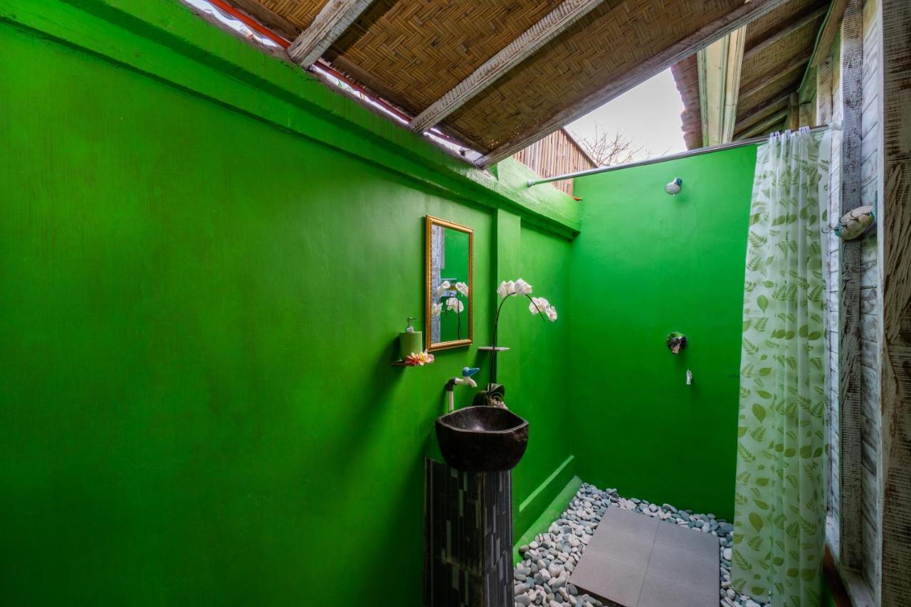 A Pousada The Green Groves Lembongan Exterior foto
