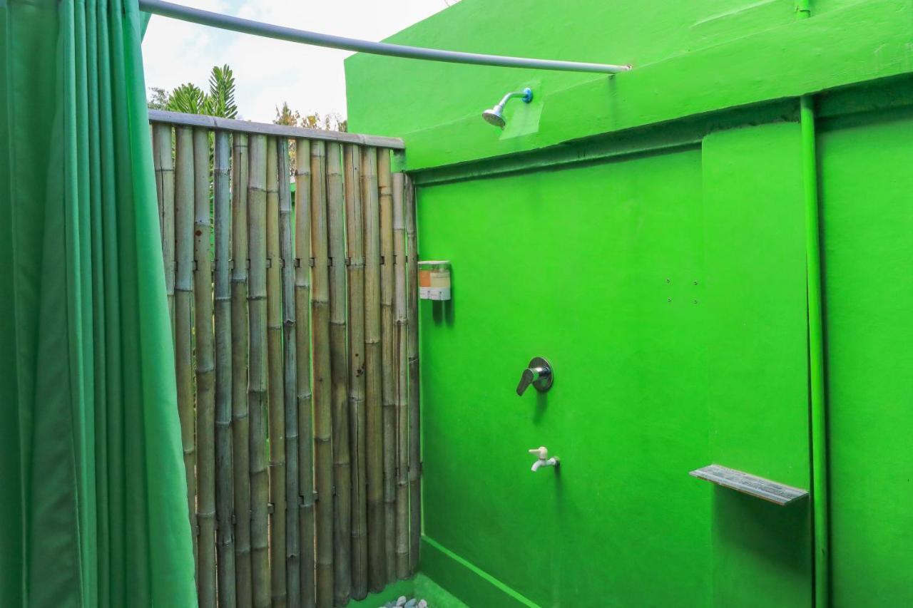 A Pousada The Green Groves Lembongan Exterior foto