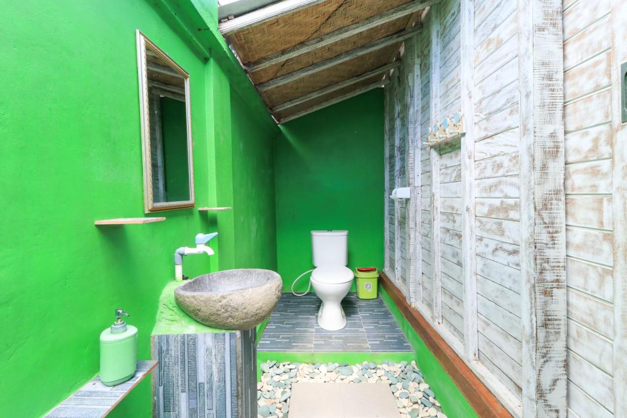 A Pousada The Green Groves Lembongan Exterior foto