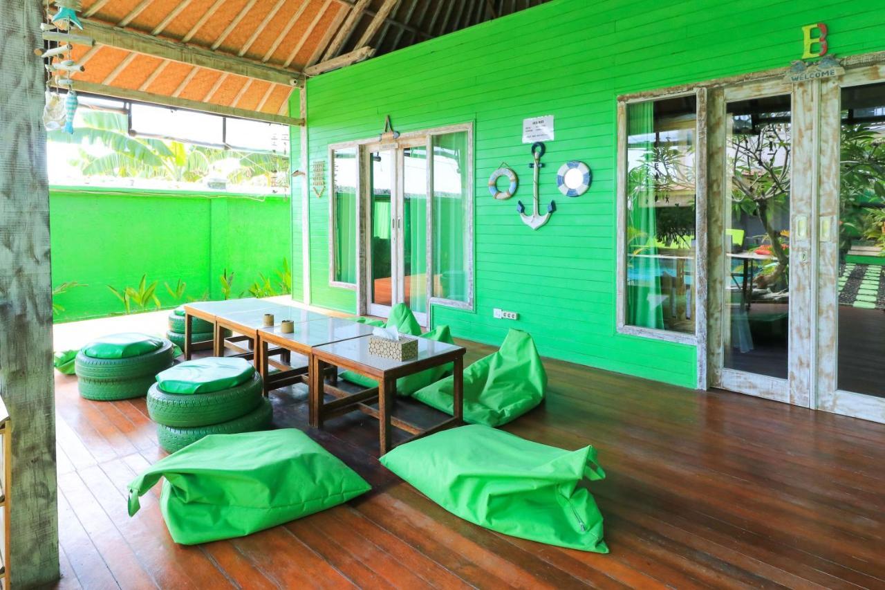A Pousada The Green Groves Lembongan Exterior foto