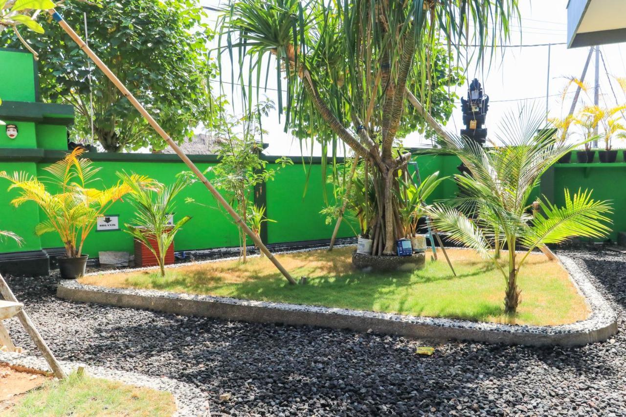 A Pousada The Green Groves Lembongan Exterior foto