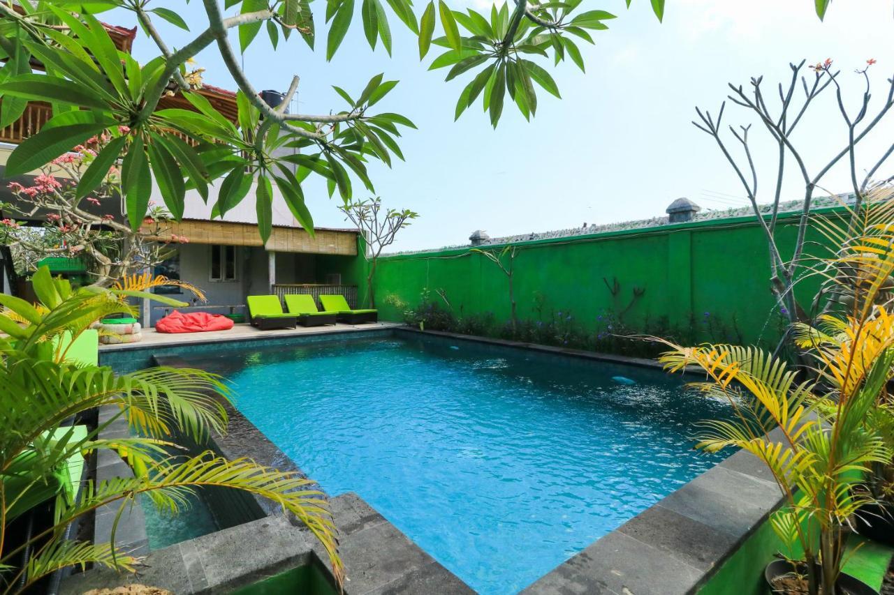 A Pousada The Green Groves Lembongan Exterior foto