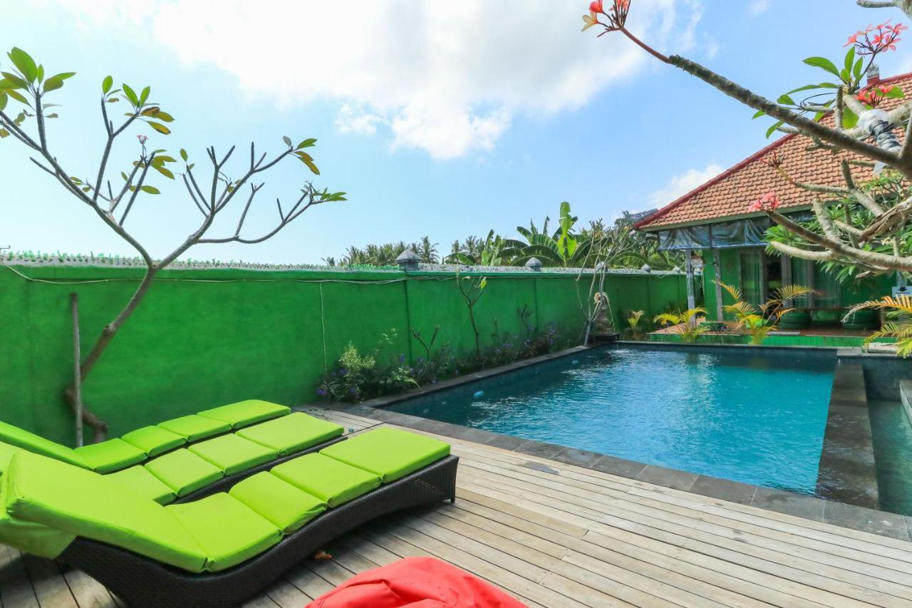 A Pousada The Green Groves Lembongan Exterior foto